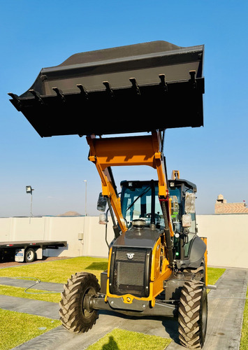 Retroexcavadora Case 770 Ex 4x4 2024
