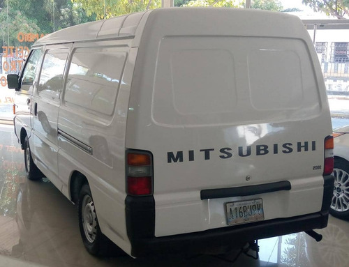 Imagen 2 de 6 de Mitsubishi Panel L300