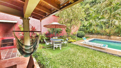 Casa En Venta En Colinas De Tamanaco Jr
