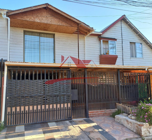Hermosa Casa De Dos Pisos, 4 Dormitorios Y 2 Baños, Paine