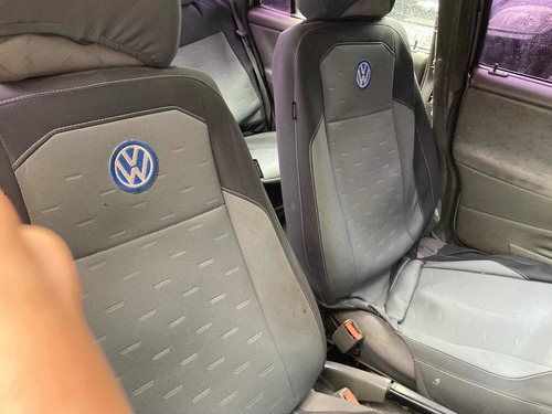 Imagem 2 de 10 de Volkswagen Santana 1999 1.8 4p Gasolina