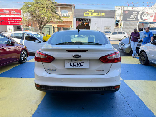 Ford Focus Sedan Ford Focus Sedan SE 2.0 16V PowerShift (Aut)