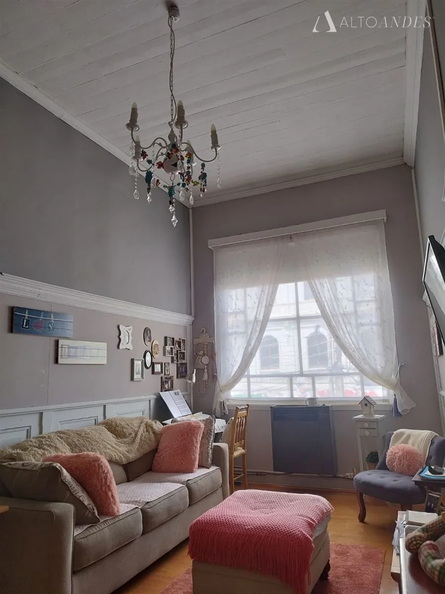 Imagen 1 de 30 de Casa En Venta De 10 Dorm. En Punta Arenas