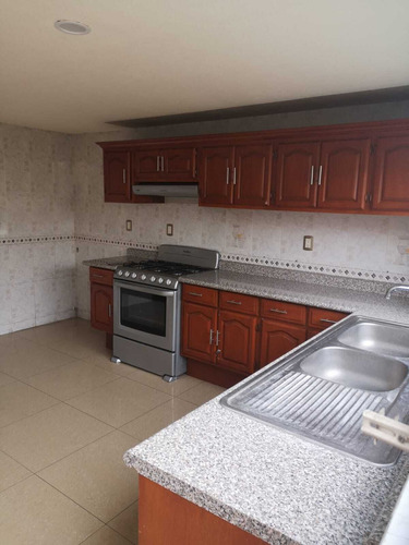Excelente Oportunidad Casa En Renta En San Javier Ideal Para Oficinas
