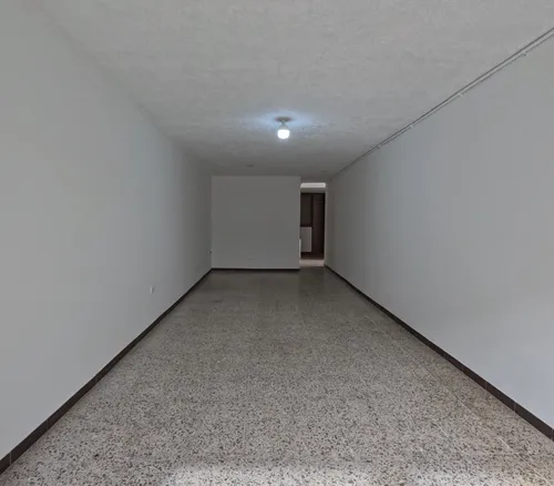 Arriendo Local Comercial Con Bodegaje Y/o Oficinas Prado Veraniego Norte Bogota.