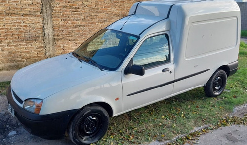 Ford Courier 1.8 Pick-up D Dh