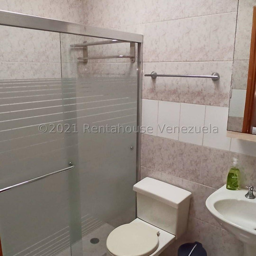 Imagen 12 de 16 de Cómodo Y Bello Townhouse Llama Ya Cel: 0412.2219490