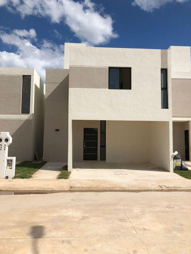 Casas En Preventa Al Poniente De Mérida.