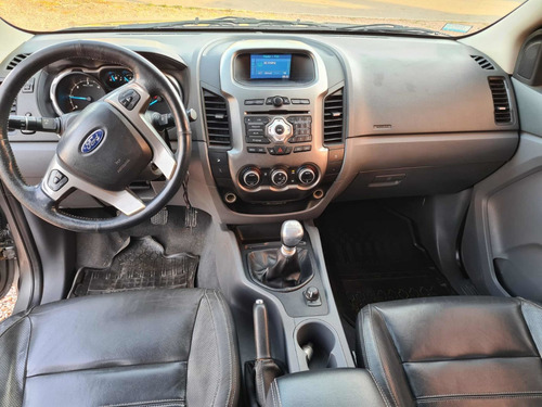 Imagen 5 de 7 de Ford Ranger 2015 3.2 Cd 4x4 Limited Tdci 200cv