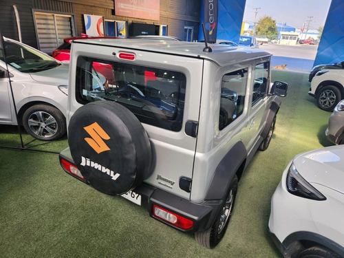 Suzuki Jimny 1.5 GLX 4X4 AT