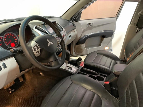 Mitsubishi L200 3.2 Doble Cabina 4x4 At