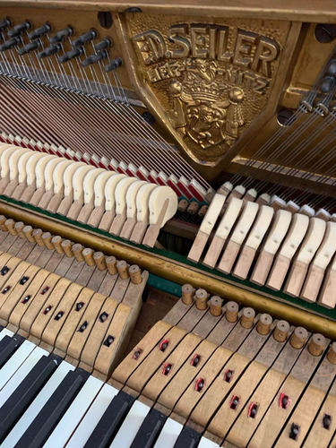 Imagen 5 de 5 de Pianos Afinación Reparacion Compra Venta Alquiler