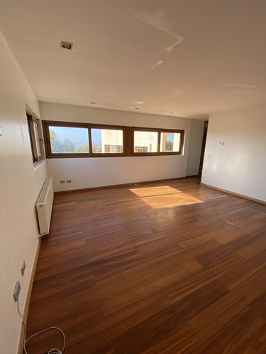 Hermosa Casa En Avenida Blanca Estela Concón