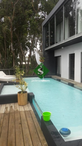 Imagen 23 de 26 de Venta De Casa En Brio Buenos Aires, 4 Dormitorios, 4 Baños A Metros Del Mar.- Ref: 168002