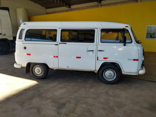 Kombi 1.4 Flex Lotação 12 Lugares 2008