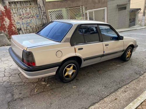 Imagem 4 de 9 de Chevrolet Monza Sl/e 4 Portas 1993 Completo