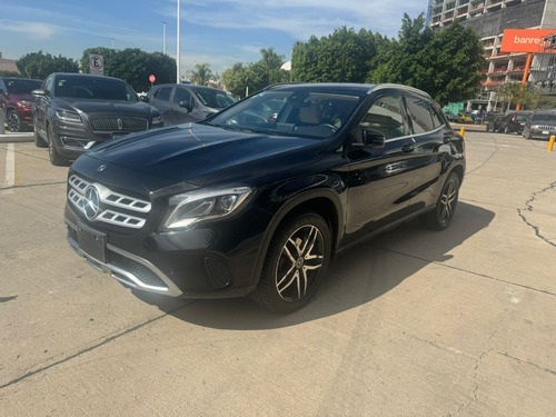 Mercedes-Benz Clase GLA 1.6 200 Cgi Sport At