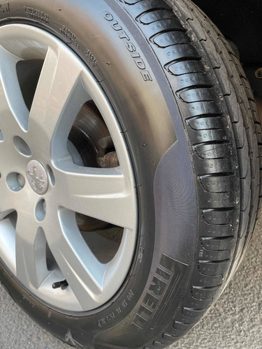 Imagen 13 de 16 de Peugeot 408 2016 2.0 Allure 143cv