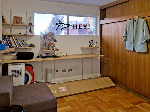 Clásico Depto Con Áreas Verdes Y Hermoso Piso De Parquet
