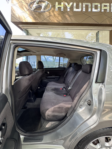Nissan Tiida 1.8 Acenta
