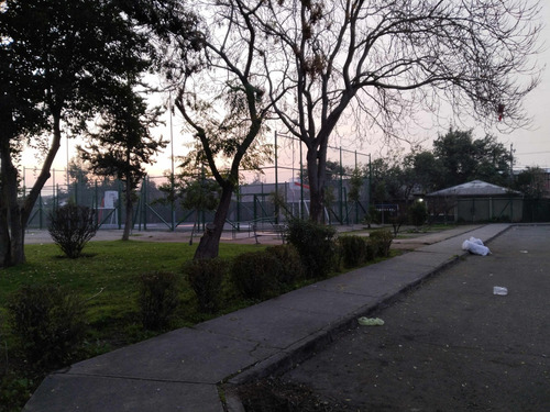 Venta Casa En Barrio Residencial Cerca Metro Elisa Correa