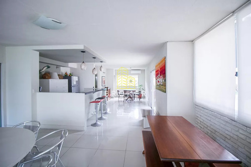 Venta Apartamento Punta Del Este Penthouse. Punta Del Este, Uruguay.
