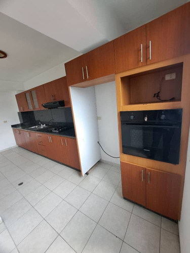 Apartamento En Venta En Resd Gran Parque Ii Valles De Camoruco
