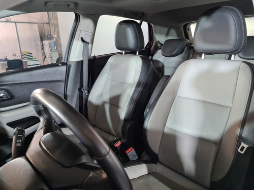 Imagen 6 de 10 de Chevrolet Tracker 1.8 Ltz + 4x4 Aut