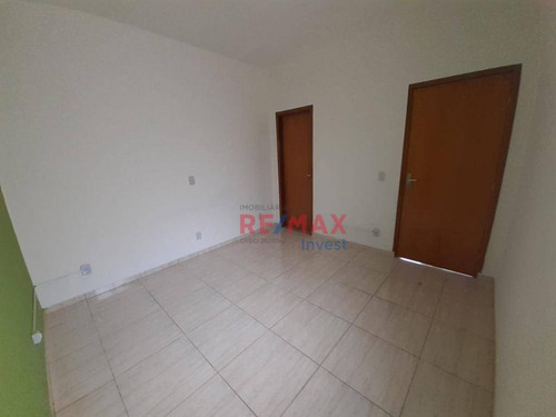 Imagem 7 de 10 de Casa Com 1 Dormitório Para Alugar, 40 M² Por R$ 700,00/mês - Vila Santa Luzia - Botucatu/sp - Ca1069