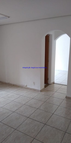 Imagem 10 de 13 de Conjunto Comercial 18m², 01 Banheiro. Excelente Localização Entre As Ruas Pintassilgo, Araguari E Avenida Santo Amaro. - 20093011 - 68576972