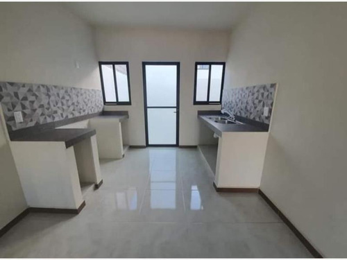 Imagen 6 de 10 de Casa Sola En Venta El Haya