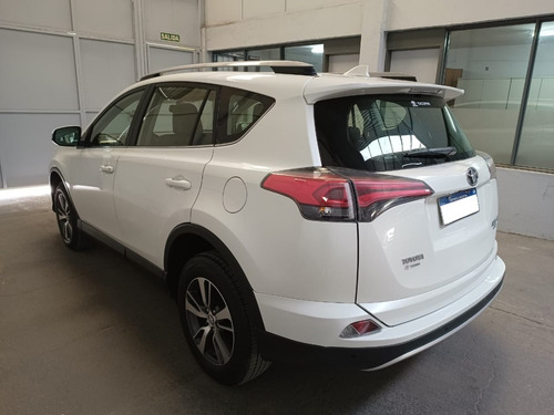 Imagen 6 de 8 de Toyota Rav4