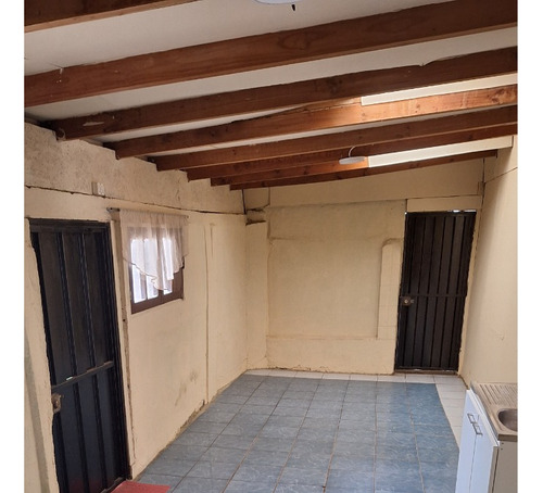 Vendo Casa Sólida A 4 Cuadras Del Centro De Melipilla