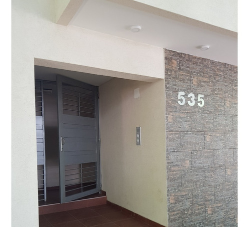 Imagen 11 de 12 de Departamento Confortable Con Cochera