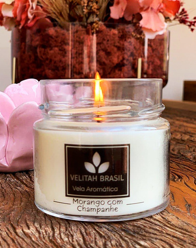 Imagem 3 de 5 de Vela Aromática Premium Morango Champ 140g 30h Aromatizada