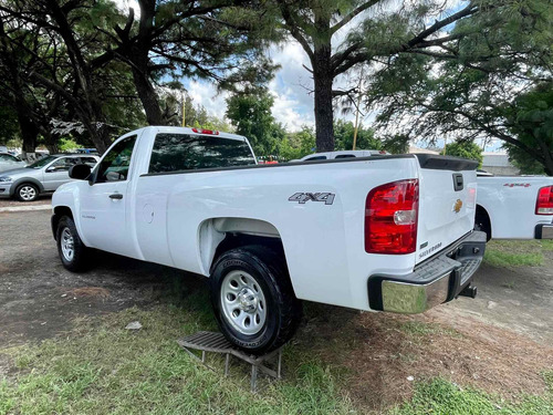 Imagen 4 de 8 de Ford F-250 Súper Duty 4x4
