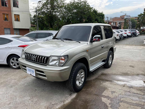 Toyota Prado 2.7 Sumo