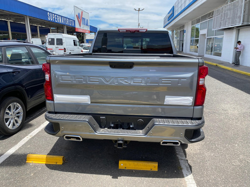 Chevrolet Silverado 5.3 V8 High Country