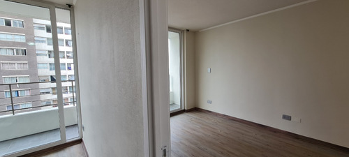 Se Vende Departamento 2 Dorm, Calle Lira 570. Santiago