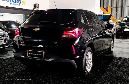 Imagem 10 de 15 de Chevrolet Onix Lt 1.0 2020