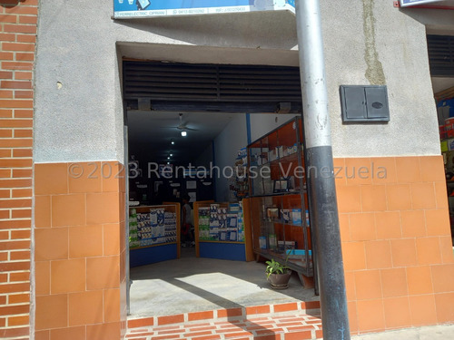 Local Comercial En La Victoria, Zona Centro. Ljsa 23-33079