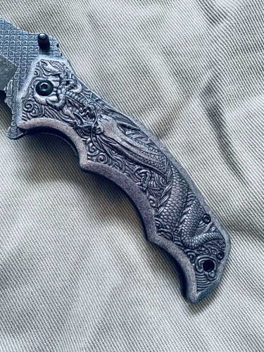 Canivete Dark Side Blades, Dragão Alto Relevo Stainless Usa