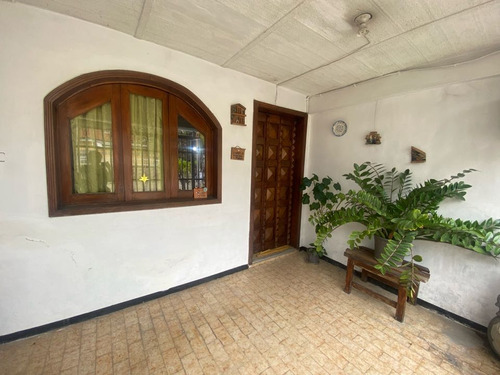 Casa En Venta En Urbanización Girardot Maracay