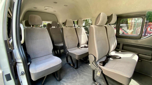 Imagen 11 de 15 de Toyota Hiace 2019 2.7 Bus 15 Pas Mt