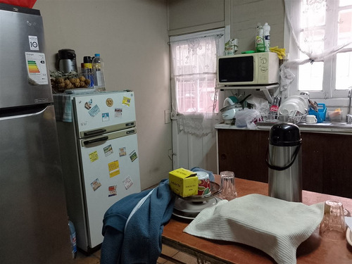 Casa/ Terreno En Venta De 3 Dormitorios En La Cisterna
