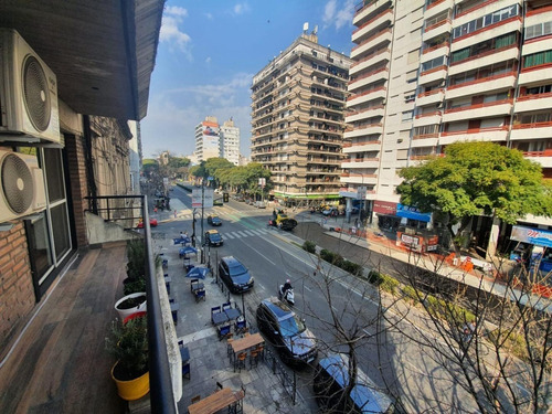 3 Dormi 2 Baños Av. Pellegrini 1200