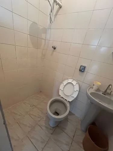 Vende-se Sobrado Sta Emília.