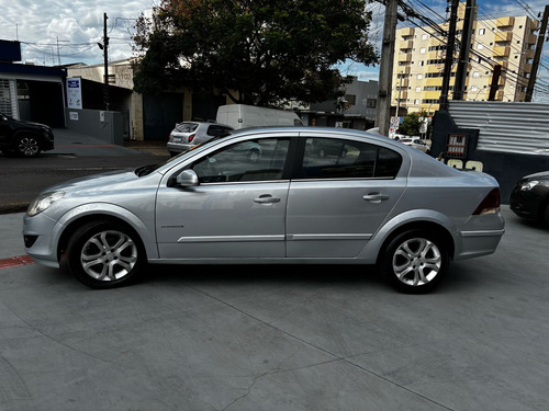 Chevrolet Vectra 2.0 Elegance Flex Power 4p