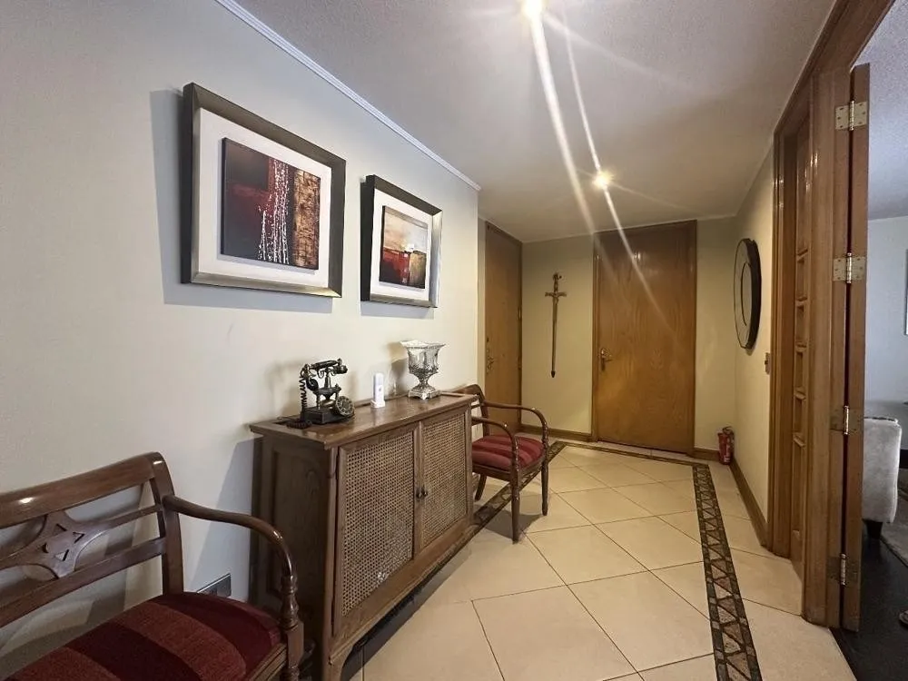 Imagen 2 de 30 de Amplio Departamento En Venta De 4 Dorm. En Las Condes