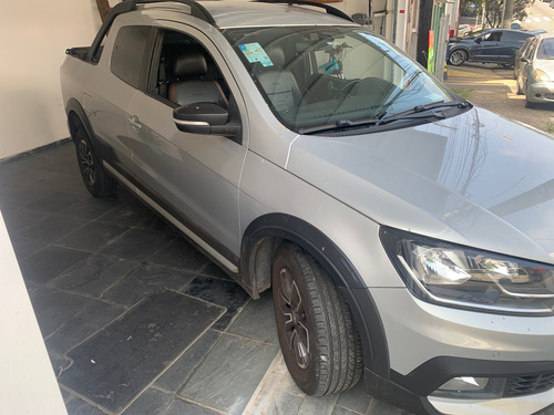 Volkswagen Saveiro 1.6 16v Cross Cab. Dupla Total Flex 2p